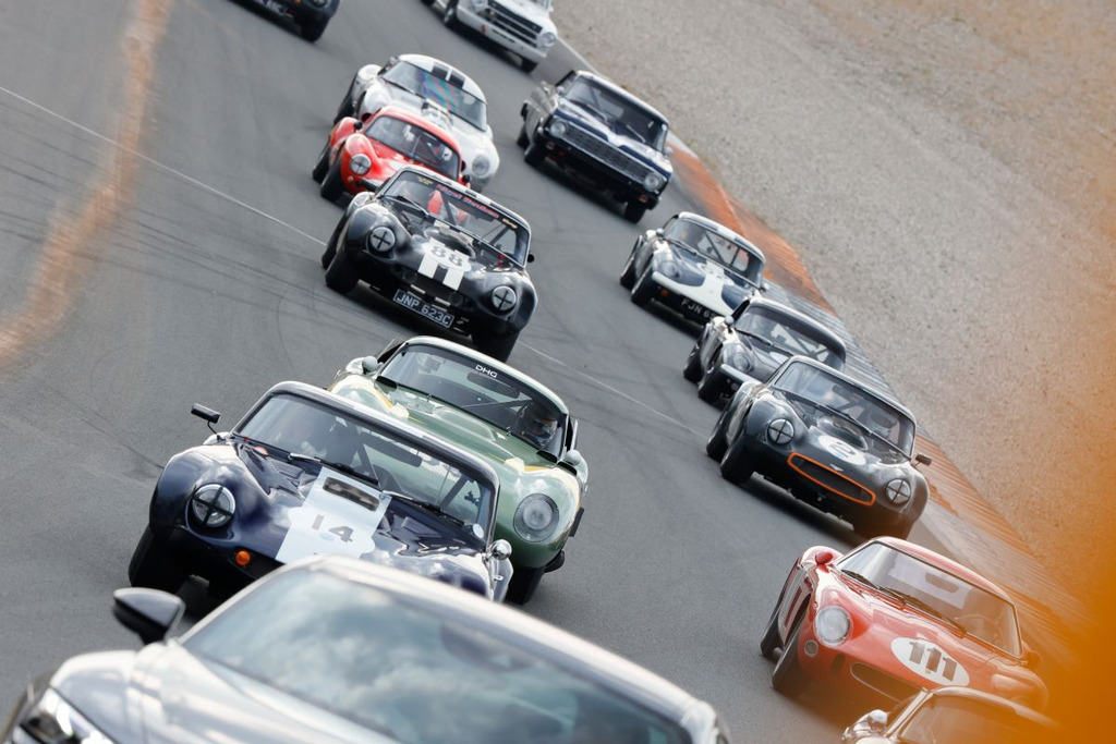 Masters Gentlemen Drivers & Pre-66 Touring Cars